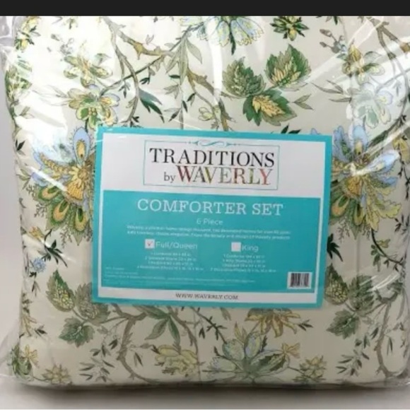 Waverly Green and Cream Botanical Comforter Set - Picture 1 of 5